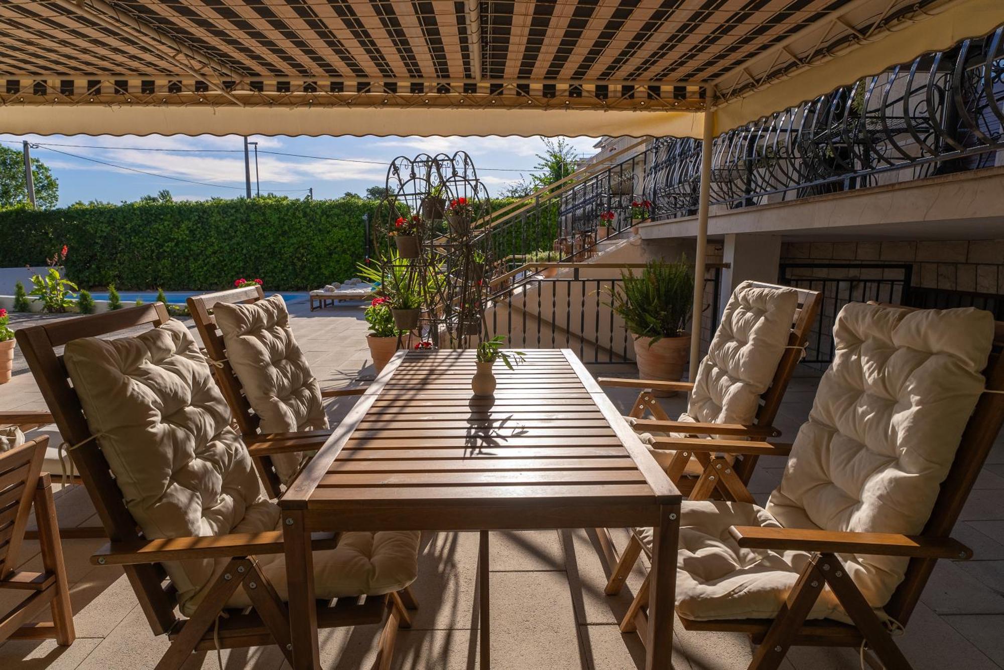 Storge Boutique Bed & Breakfast Omis Exterior photo