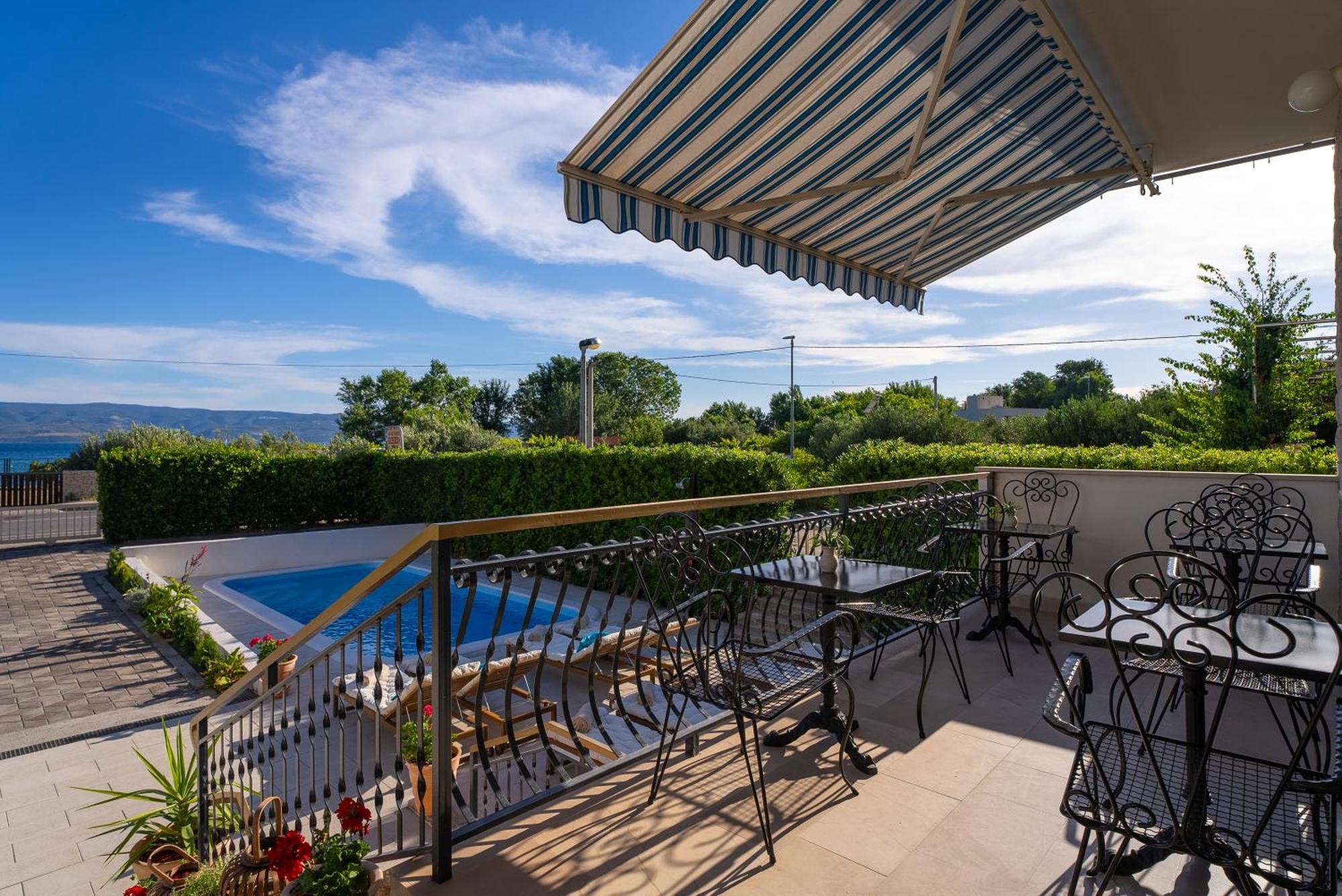 Storge Boutique Bed & Breakfast Omis Exterior photo