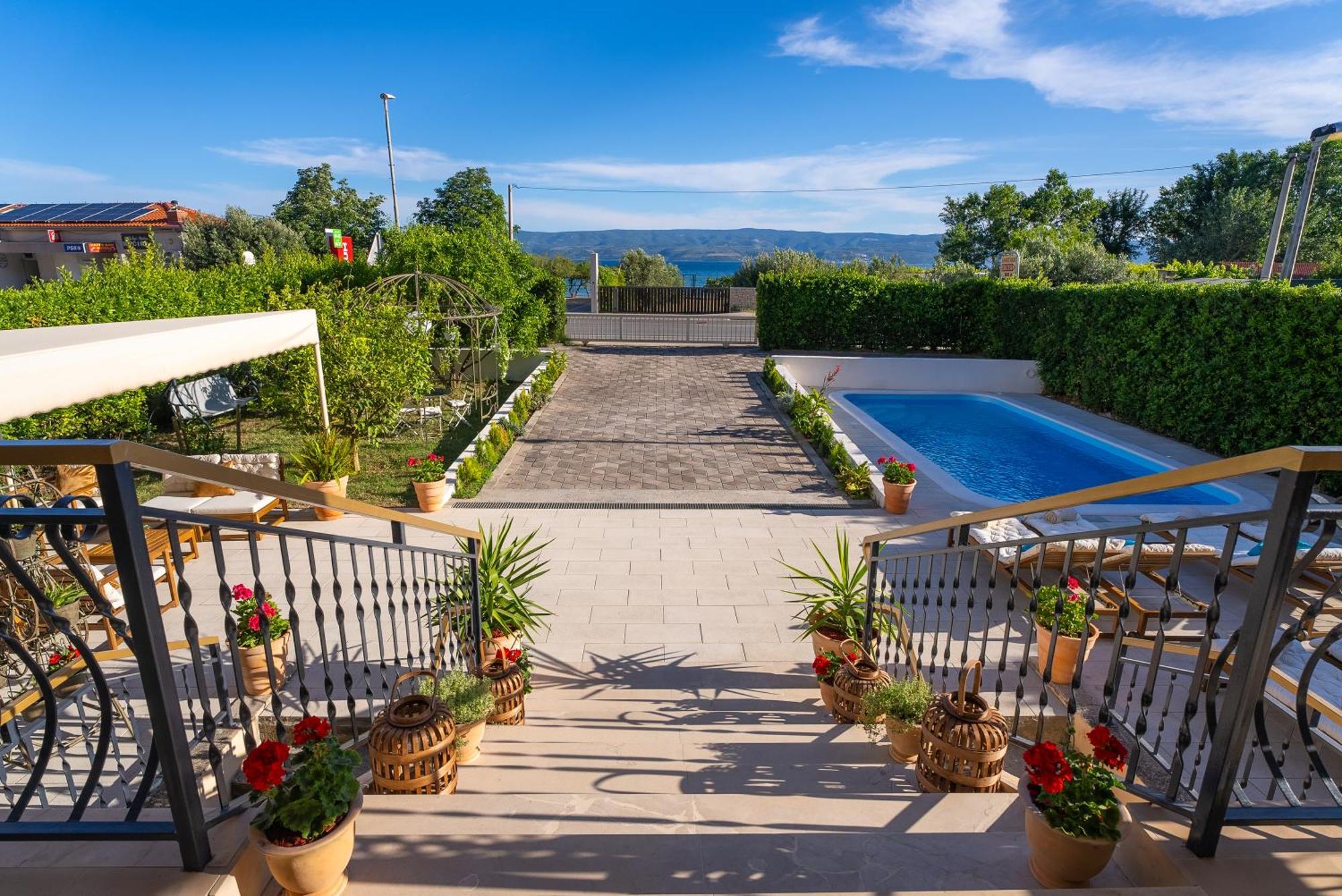 Storge Boutique Bed & Breakfast Omis Exterior photo